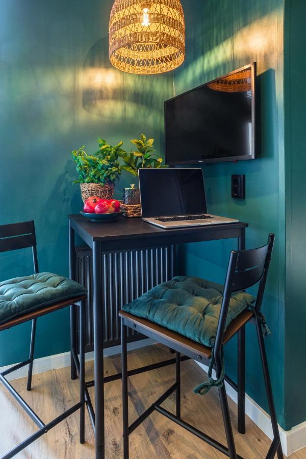 Beautiful Slowackiego By Renters Apartment *